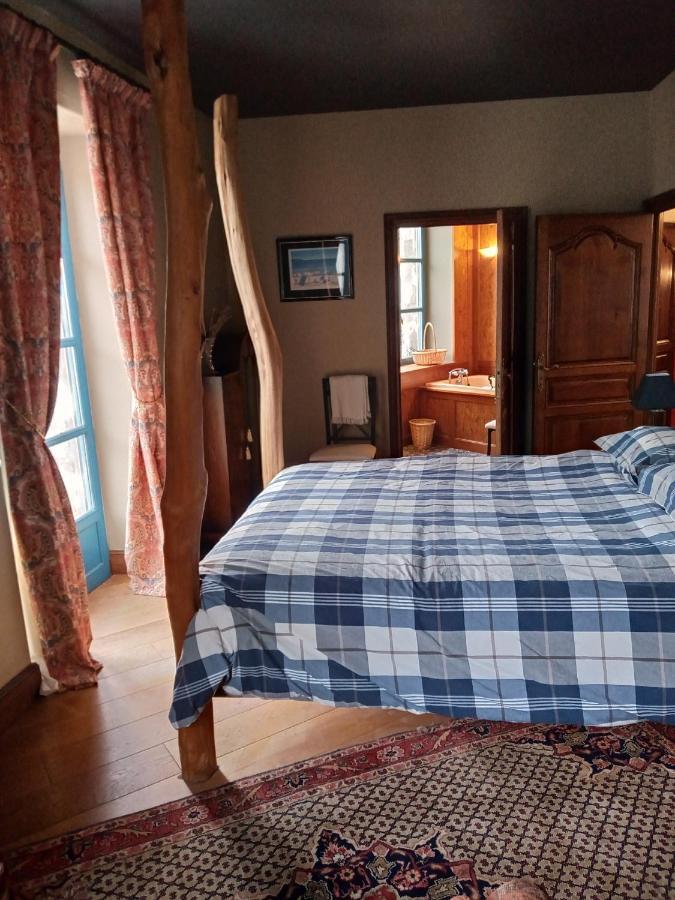 L'Ancien Hotel Juvigné Esterno foto