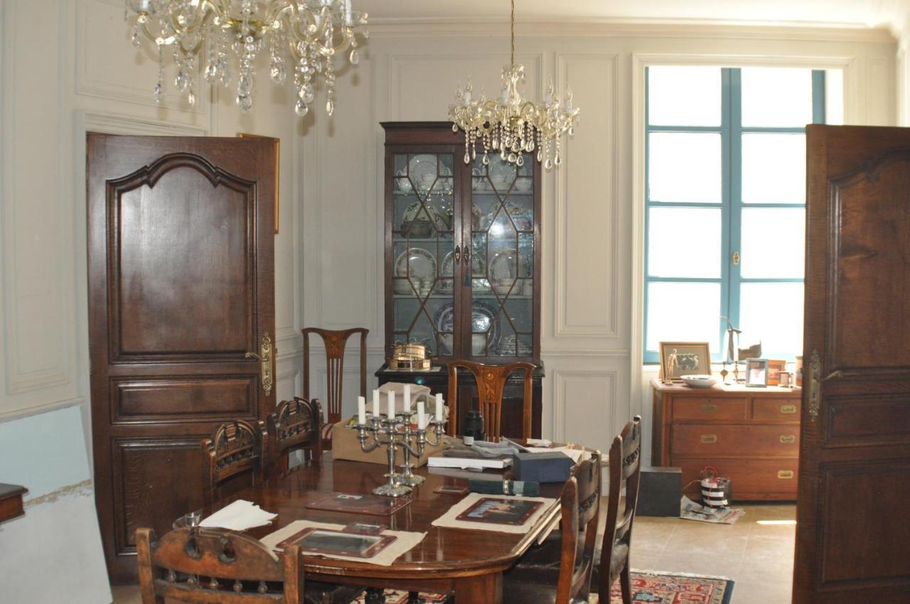 L'Ancien Hotel Juvigné Esterno foto